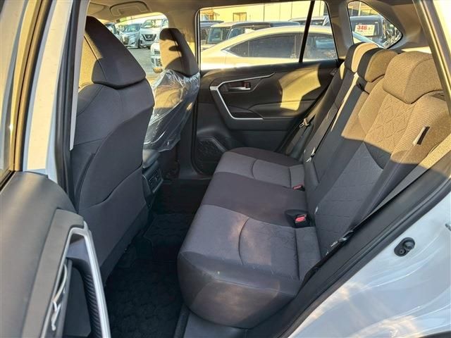 TOYOTA RAV4 2WD 2021