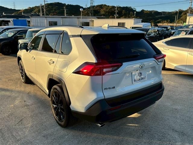 TOYOTA RAV4 2WD 2021