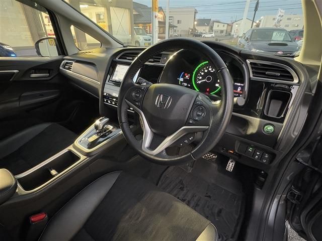 HONDA SHUTTLE HYBRID 4WD 2020