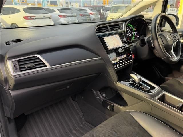 HONDA SHUTTLE HYBRID 4WD 2020