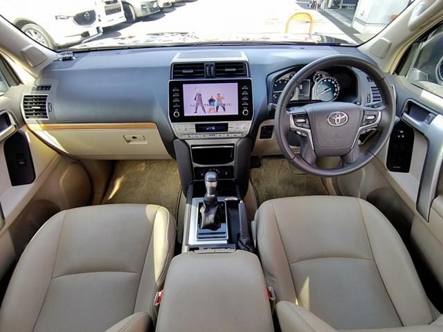 TOYOTA LANDCRUISER PRADO 2023