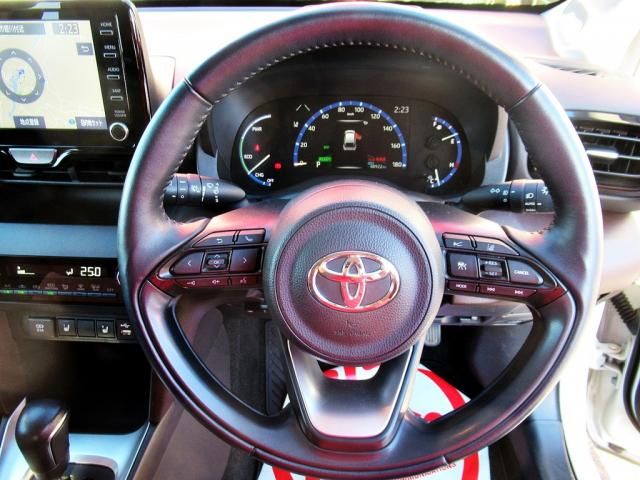 TOYOTA YARIS CROSS HYBRID 2021