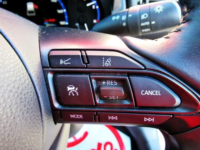 TOYOTA YARIS CROSS HYBRID 2021