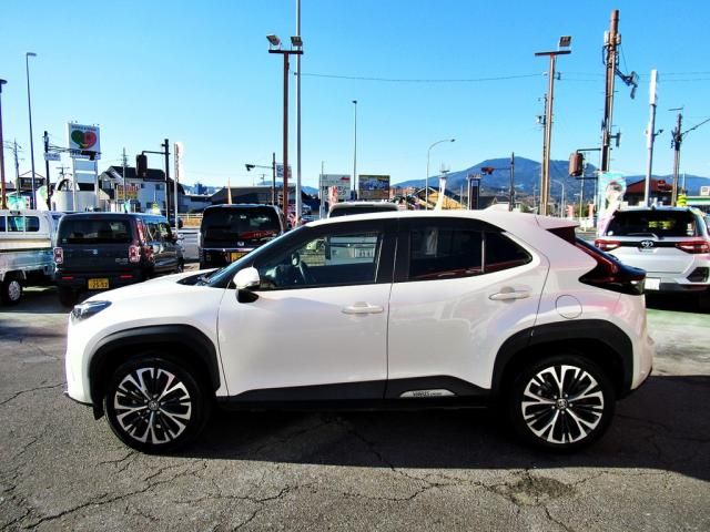 TOYOTA YARIS CROSS HYBRID 2021