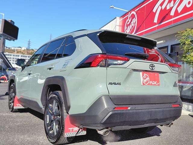 TOYOTA RAV4 4WD 2025
