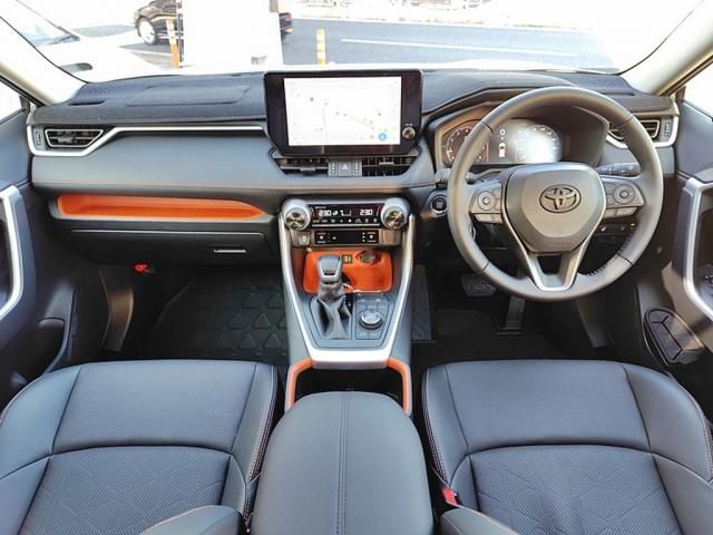 TOYOTA RAV4 4WD 2025