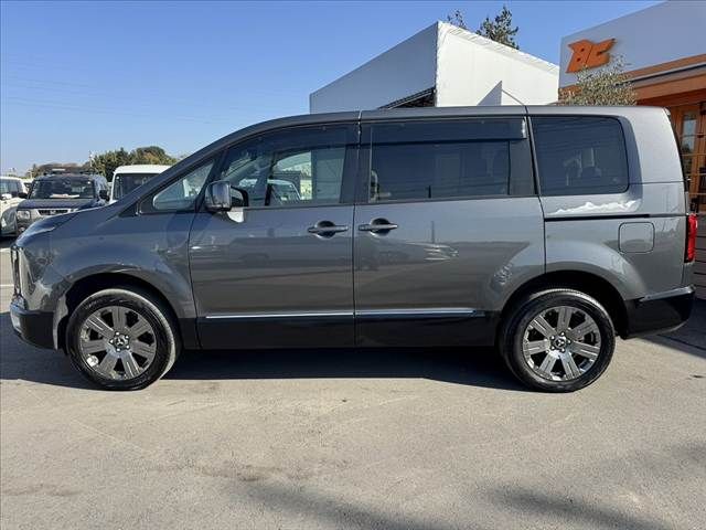 MITSUBISHI DELICA D:5 4WD 2020