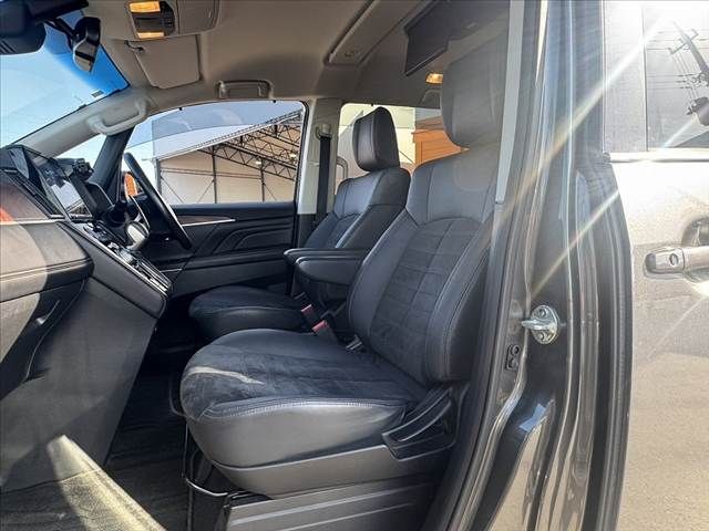 MITSUBISHI DELICA D:5 4WD 2020