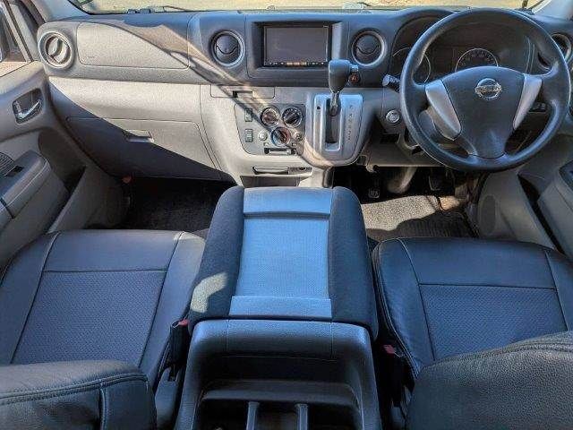NISSAN NV350 CARAVAN 2013