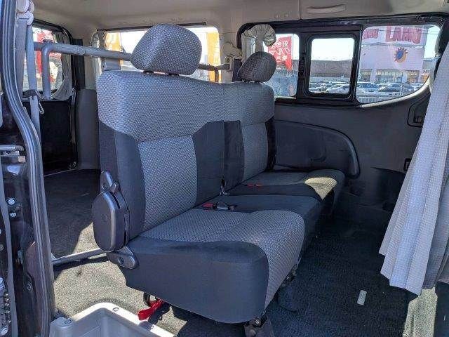 NISSAN NV350 CARAVAN 2013