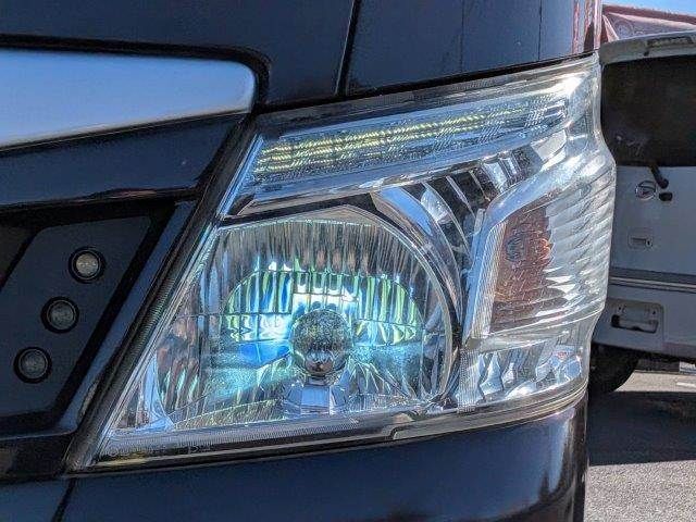 NISSAN NV350 CARAVAN 2013