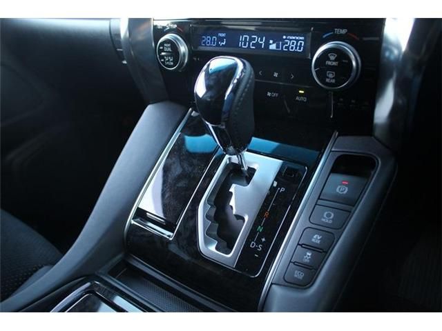 TOYOTA ALPHARD hybrid 4WD 2020