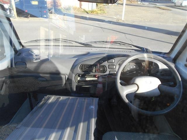 DAIHATSU HIJET truck 4WD 1995