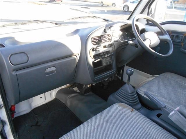 DAIHATSU HIJET truck 4WD 1995