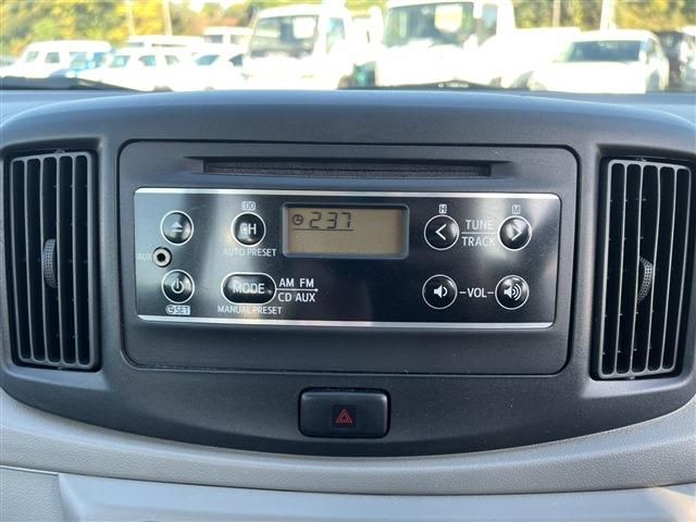 DAIHATSU MIRA e:S 2016