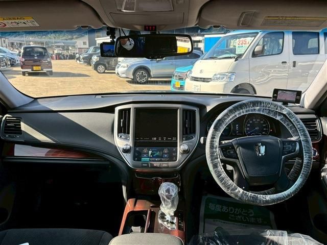 TOYOTA CROWN sedan hybrid 2015