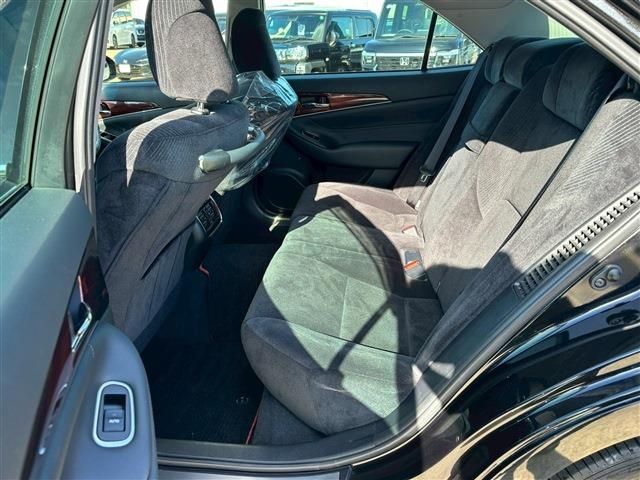 TOYOTA CROWN sedan hybrid 2015