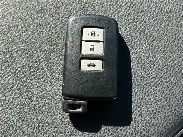 TOYOTA CROWN sedan hybrid 2015