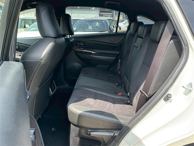 TOYOTA HARRIER 2WD 2014