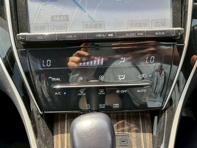 TOYOTA HARRIER 2WD 2014