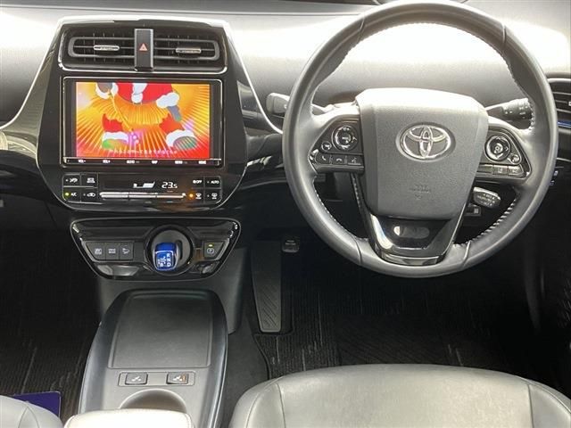 TOYOTA PRIUS 2019