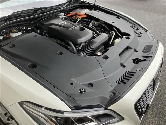 TOYOTA CROWN sedan hybrid 2019