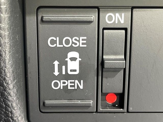 HONDA N BOX CUSTOM 4WD 2019