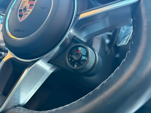 PORSCHE PORSCHE Macan 2020