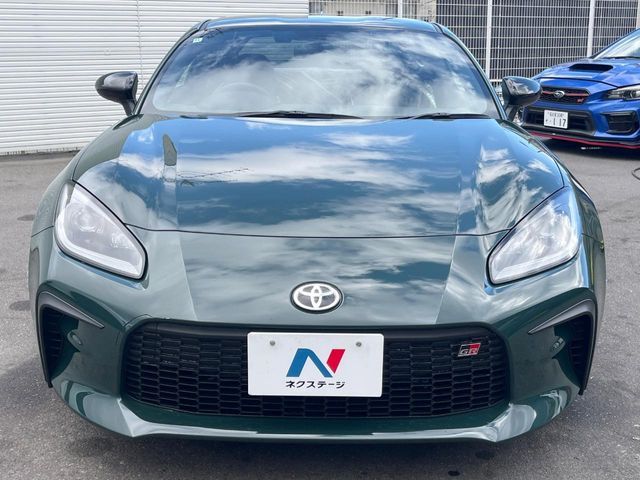 TOYOTA GR86 2024