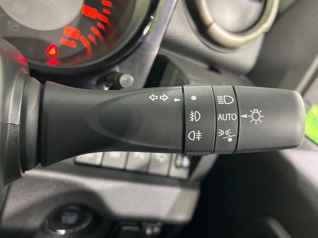 SUZUKI JIMNY NOMADE 2025