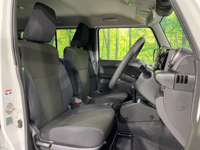 SUZUKI JIMNY NOMADE 2025