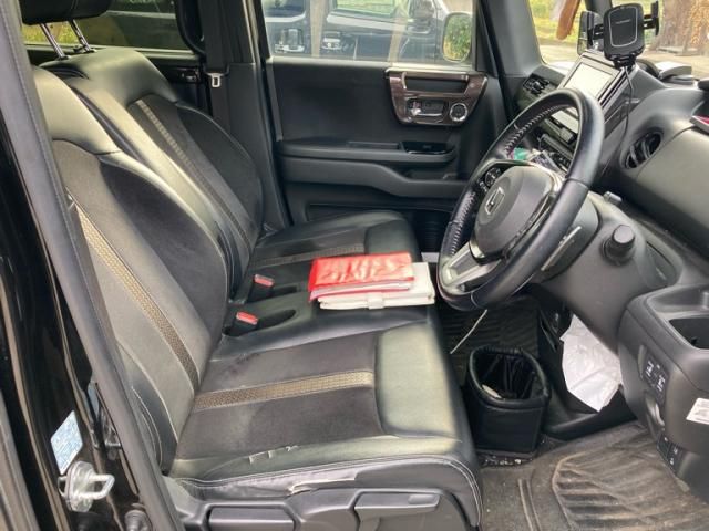 HONDA N BOX CUSTOM 2017