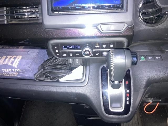 HONDA N BOX CUSTOM 2020