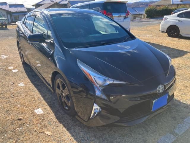 TOYOTA PRIUS 4WD 2017