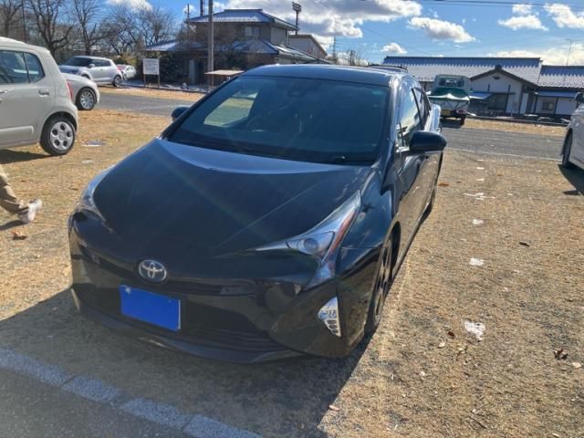 TOYOTA PRIUS 4WD 2017