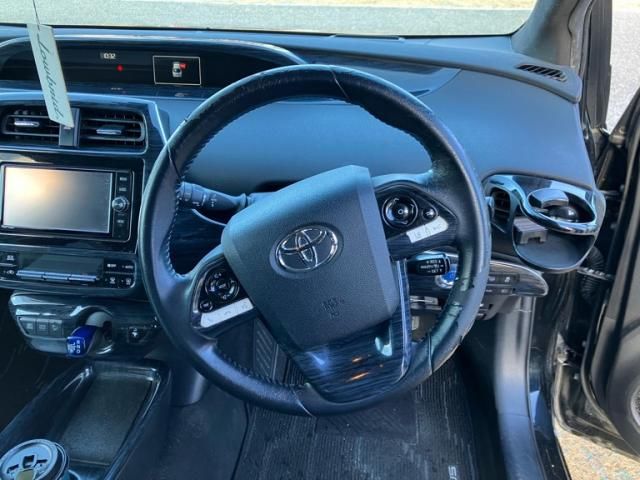 TOYOTA PRIUS 4WD 2017