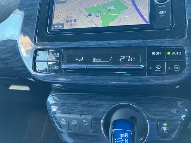 TOYOTA PRIUS 4WD 2017