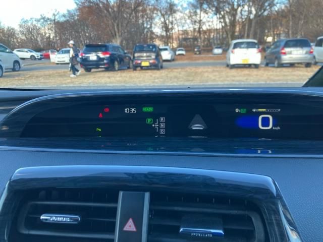 TOYOTA PRIUS 4WD 2017