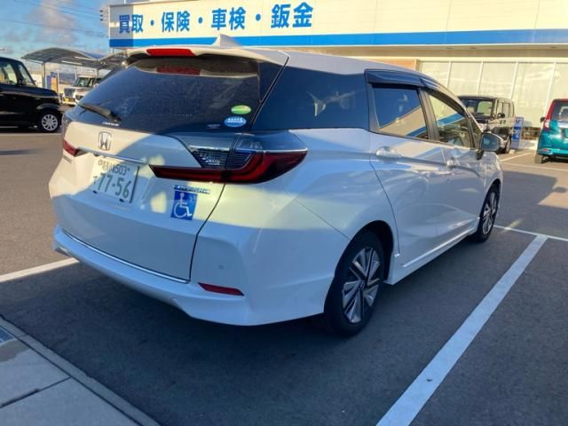 HONDA SHUTTLE HYBRID 2019