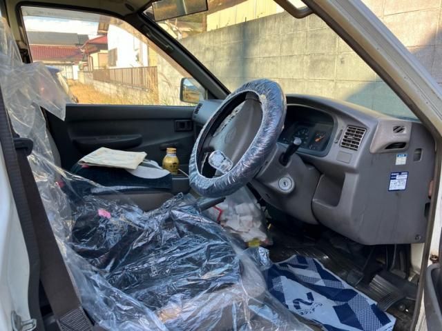 TOYOTA TOWNACE truck 2WD 2002