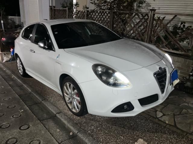 ALFAROMEO ALFAROMEO Giulietta 2012