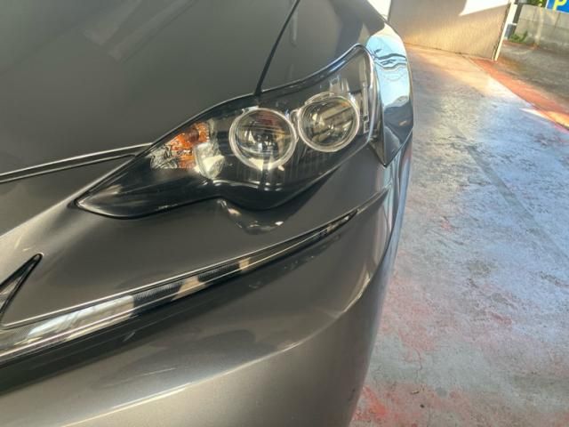 TOYOTA LEXUS IS300h 2016