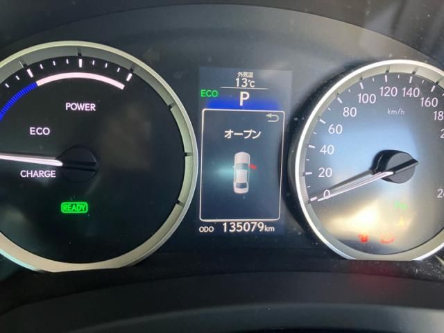 TOYOTA LEXUS IS300h 2016