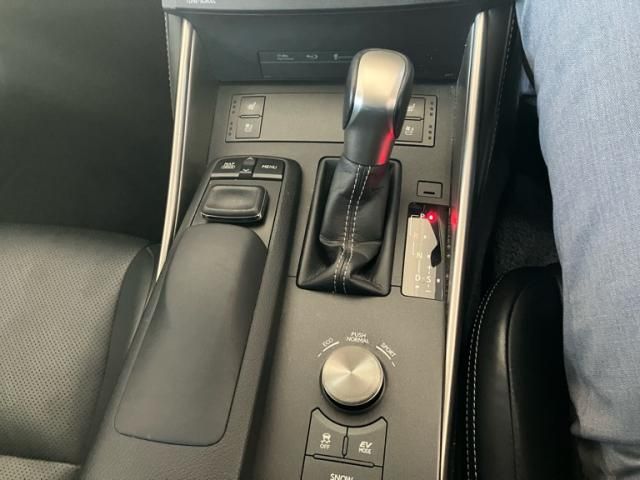 TOYOTA LEXUS IS300h 2016