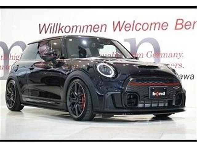 BMW MINI 2023