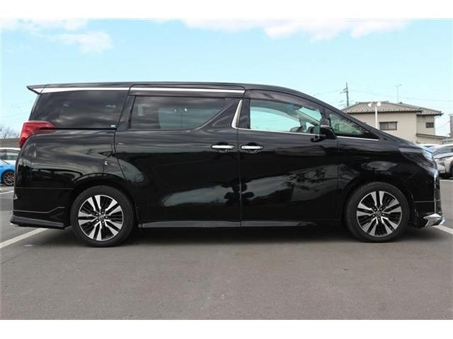 TOYOTA ALPHARD 2018