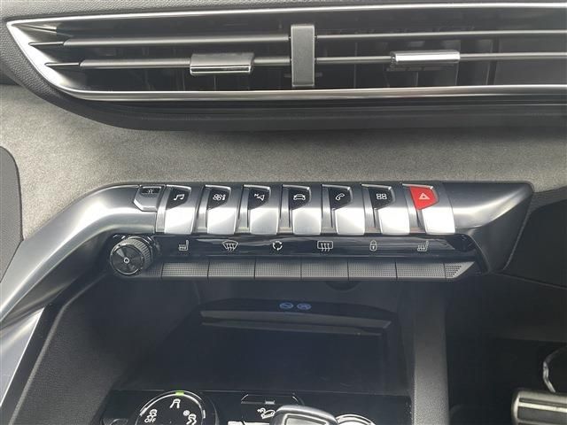 PEUGEOT PEUGEOT 3008 2018