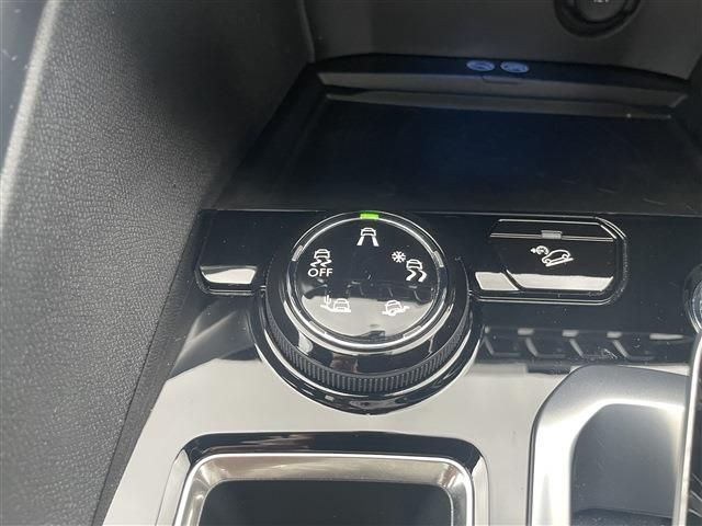 PEUGEOT PEUGEOT 3008 2018