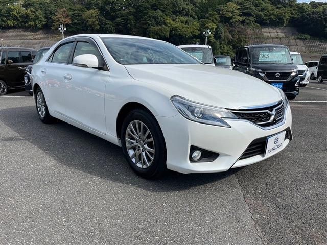 TOYOTA MARK X 2017