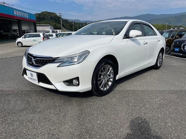 TOYOTA MARK X 2017